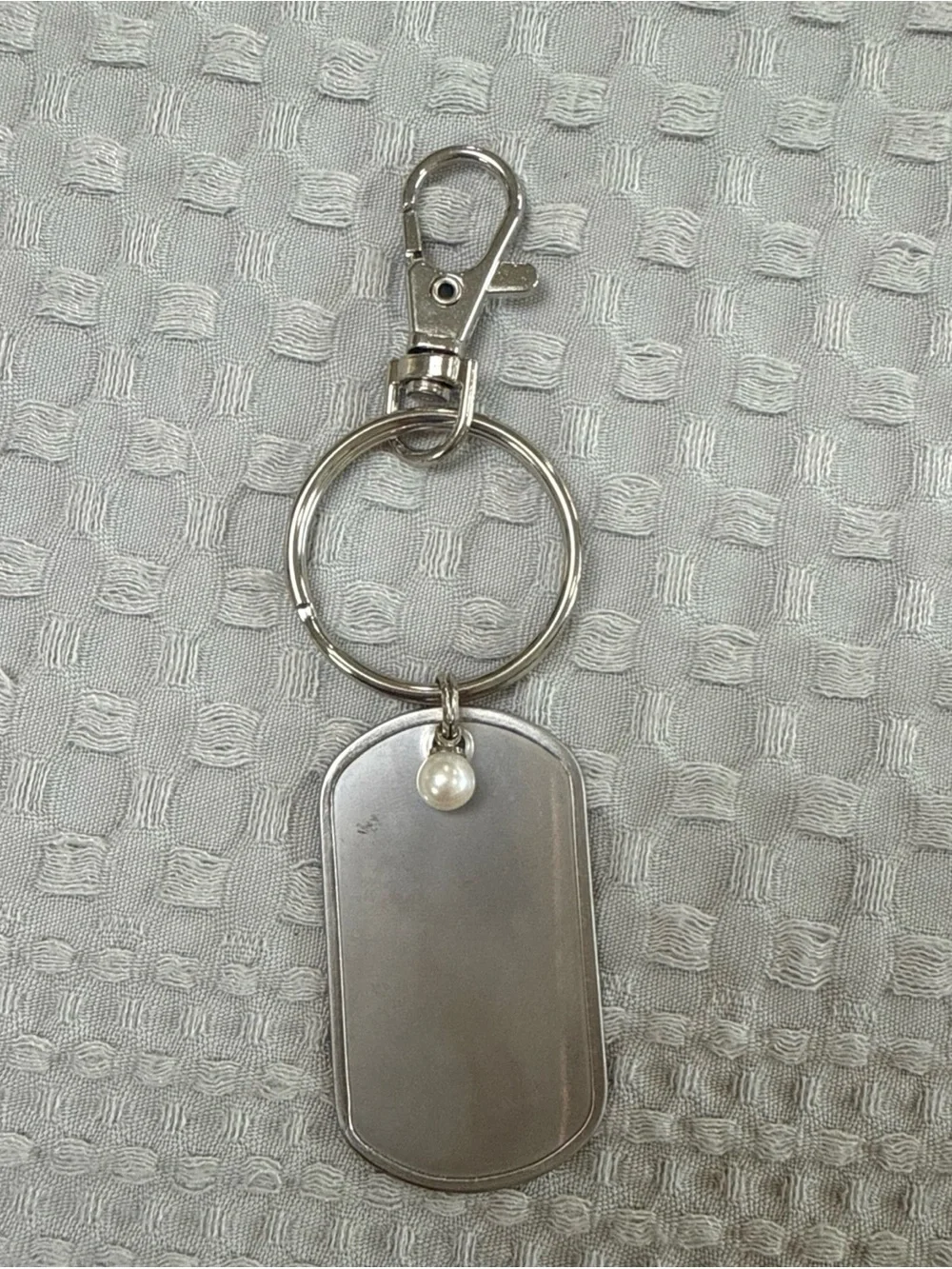 Vantel Pearls Metal Dog Tag Keyring w 4mm Champagne Pearl (Engravable)